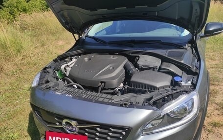 Volvo V60 Cross Country II, 2017 год, 1 670 000 рублей, 9 фотография