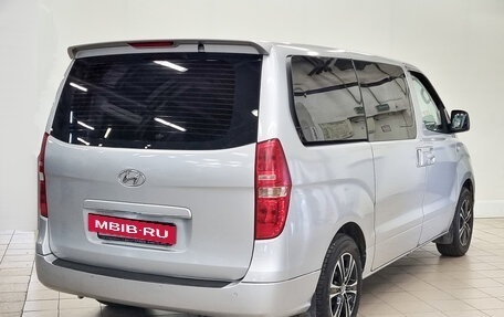 Hyundai Grand Starex Grand Starex I рестайлинг 2, 2008 год, 1 080 000 рублей, 4 фотография