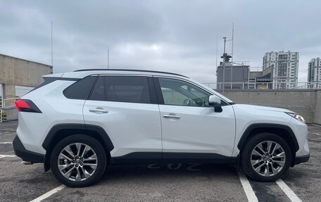 Toyota RAV4, 2020 год, 3 350 000 рублей, 1 фотография