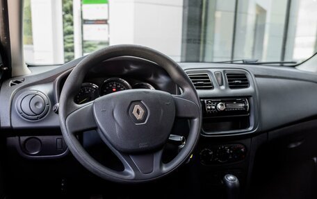 Renault Logan II, 2017 год, 638 000 рублей, 6 фотография