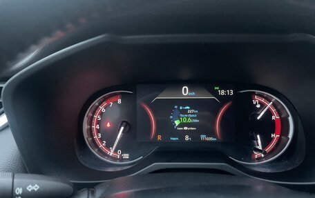 Toyota RAV4, 2020 год, 3 350 000 рублей, 10 фотография