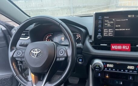 Toyota RAV4, 2020 год, 3 350 000 рублей, 12 фотография