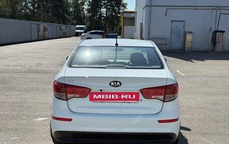 KIA Rio III рестайлинг, 2016 год, 800 000 рублей, 3 фотография