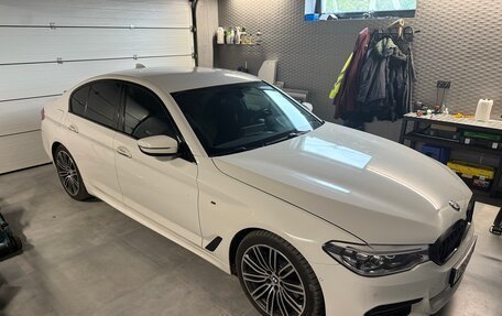 BMW 5 серия, 2018 год, 2 950 000 рублей, 1 фотография