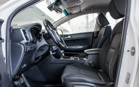 KIA Sportage IV рестайлинг, 2019 год, 2 198 000 рублей, 32 фотография