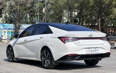 Hyundai Elantra, 2022 год, 1 430 444 рублей, 4 фотография