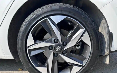 Hyundai Elantra, 2022 год, 1 430 444 рублей, 14 фотография