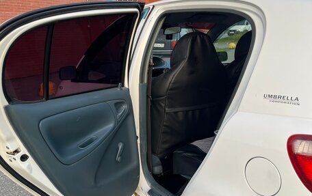 Toyota Vitz, 2000 год, 315 000 рублей, 14 фотография