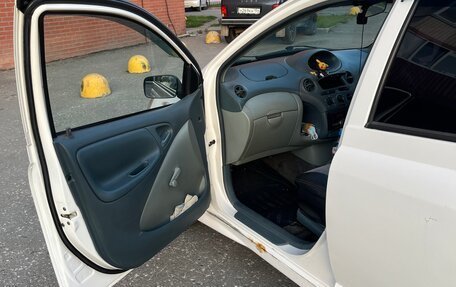 Toyota Vitz, 2000 год, 315 000 рублей, 15 фотография