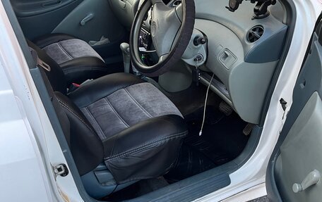 Toyota Vitz, 2000 год, 315 000 рублей, 12 фотография