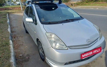 Toyota Prius, 2008 год, 560 000 рублей, 2 фотография