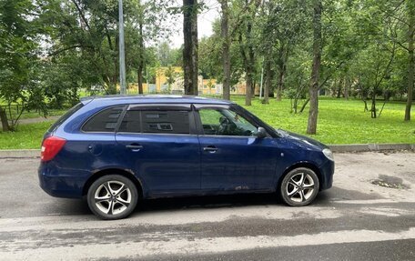 Skoda Fabia II, 2009 год, 250 000 рублей, 2 фотография