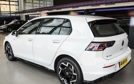 Volkswagen Golf VIII, 2025 год, 3 507 000 рублей, 6 фотография