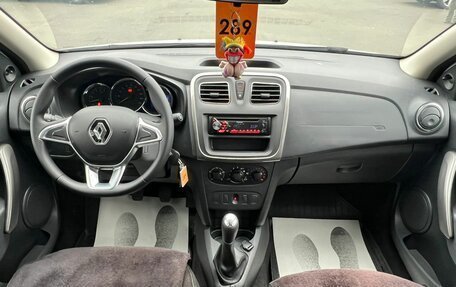 Renault Logan II, 2018 год, 889 000 рублей, 16 фотография