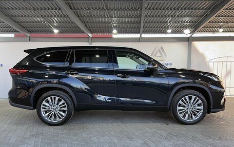 Toyota Highlander, 2025 год, 5 999 000 рублей, 6 фотография