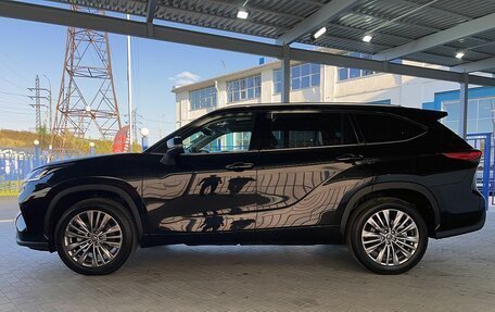 Toyota Highlander, 2025 год, 5 999 000 рублей, 2 фотография