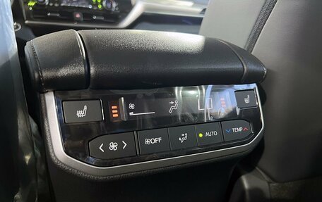 Toyota Highlander, 2025 год, 5 999 000 рублей, 18 фотография