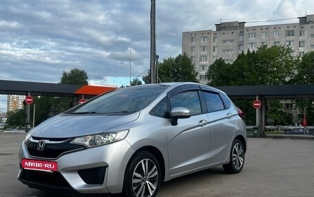 Honda Fit III, 2016 год, 850 000 рублей, 8 фотография