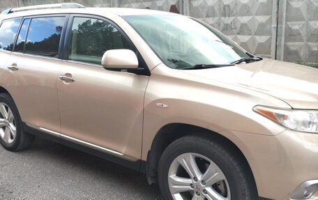 Toyota Highlander III, 2011 год, 2 700 000 рублей, 7 фотография