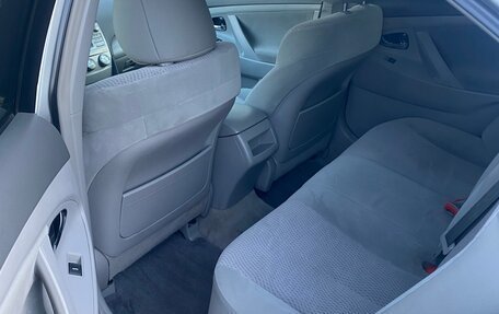 Toyota Camry, 2010 год, 1 000 000 рублей, 5 фотография