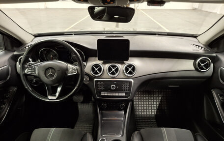 Mercedes-Benz GLA, 2018 год, 1 890 000 рублей, 18 фотография
