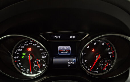 Mercedes-Benz GLA, 2018 год, 1 890 000 рублей, 17 фотография