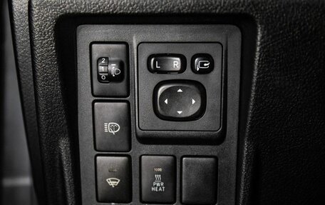 Toyota Land Cruiser Prado 150 рестайлинг 2, 2011 год, 2 550 000 рублей, 20 фотография
