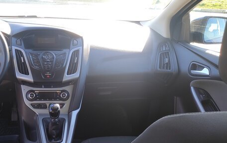 Ford Focus III, 2013 год, 910 000 рублей, 10 фотография