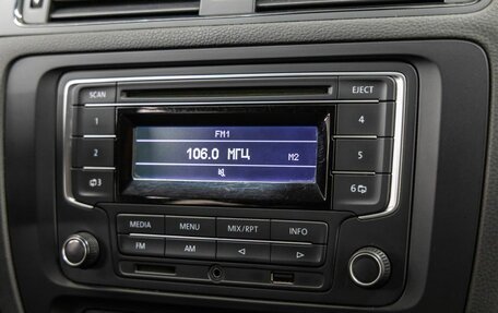 Volkswagen Jetta VI, 2013 год, 948 000 рублей, 32 фотография
