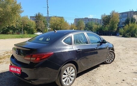 Opel Astra J, 2012 год, 880 000 рублей, 11 фотография
