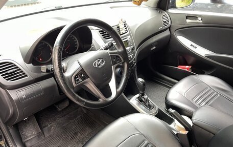 Hyundai Solaris II рестайлинг, 2015 год, 950 000 рублей, 8 фотография
