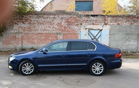 Skoda Superb III рестайлинг, 2009 год, 790 000 рублей, 3 фотография
