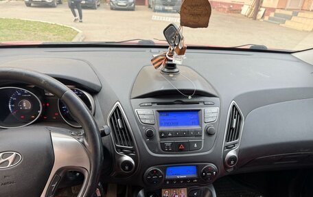 Hyundai ix35 I рестайлинг, 2013 год, 1 300 000 рублей, 6 фотография