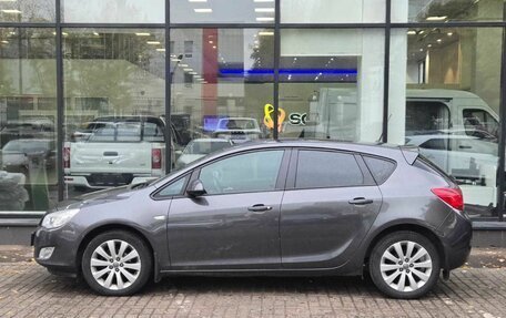 Opel Astra J, 2011 год, 690 000 рублей, 5 фотография