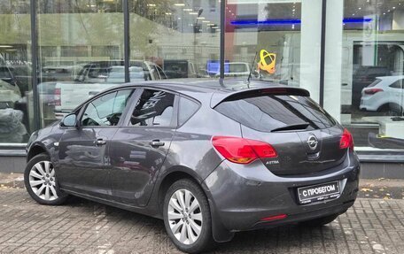 Opel Astra J, 2011 год, 690 000 рублей, 6 фотография