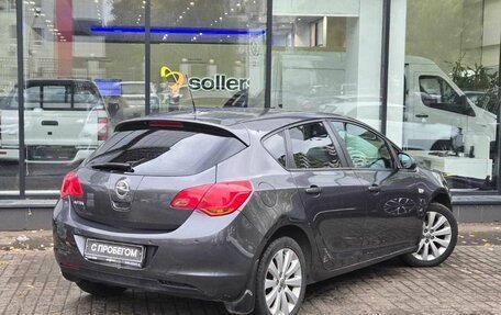 Opel Astra J, 2011 год, 690 000 рублей, 8 фотография