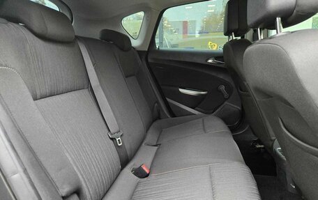 Opel Astra J, 2011 год, 690 000 рублей, 11 фотография