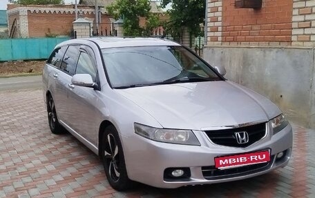 Honda Accord VII рестайлинг, 2004 год, 650 000 рублей, 1 фотография