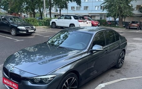 BMW 3 серия, 2018 год, 3 100 000 рублей, 1 фотография