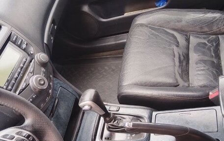 Honda Accord VII рестайлинг, 2004 год, 650 000 рублей, 9 фотография