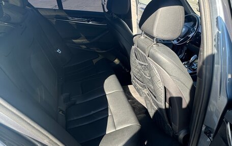 BMW 5 серия, 2018 год, 2 950 000 рублей, 7 фотография