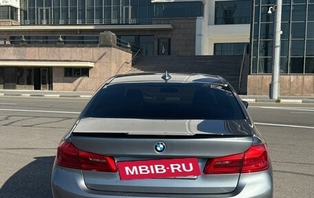 BMW 5 серия, 2018 год, 2 950 000 рублей, 4 фотография