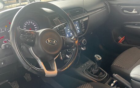 KIA Rio IV, 2018 год, 1 470 000 рублей, 7 фотография