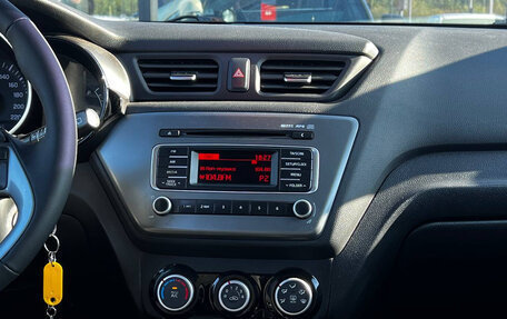 KIA Rio III рестайлинг, 2017 год, 990 000 рублей, 10 фотография