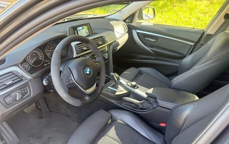 BMW 3 серия, 2018 год, 3 100 000 рублей, 19 фотография