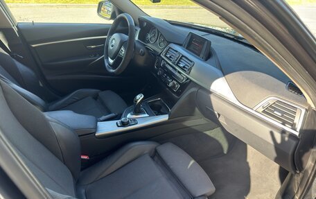 BMW 3 серия, 2018 год, 3 100 000 рублей, 22 фотография