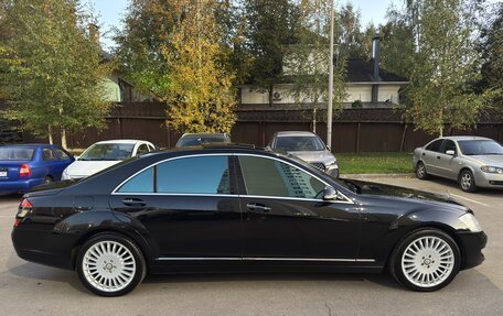 Mercedes-Benz S-Класс, 2008 год, 1 850 000 рублей, 3 фотография