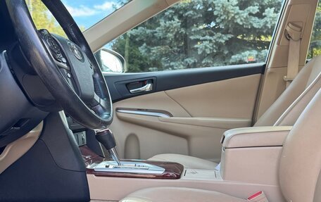 Toyota Camry, 2013 год, 1 790 000 рублей, 8 фотография