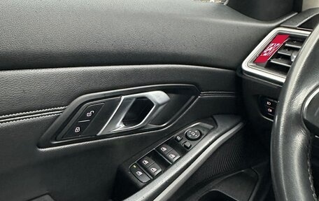 BMW 3 серия, 2020 год, 3 300 000 рублей, 12 фотография