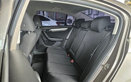 Volkswagen Passat B7, 2011 год, 1 110 000 рублей, 12 фотография